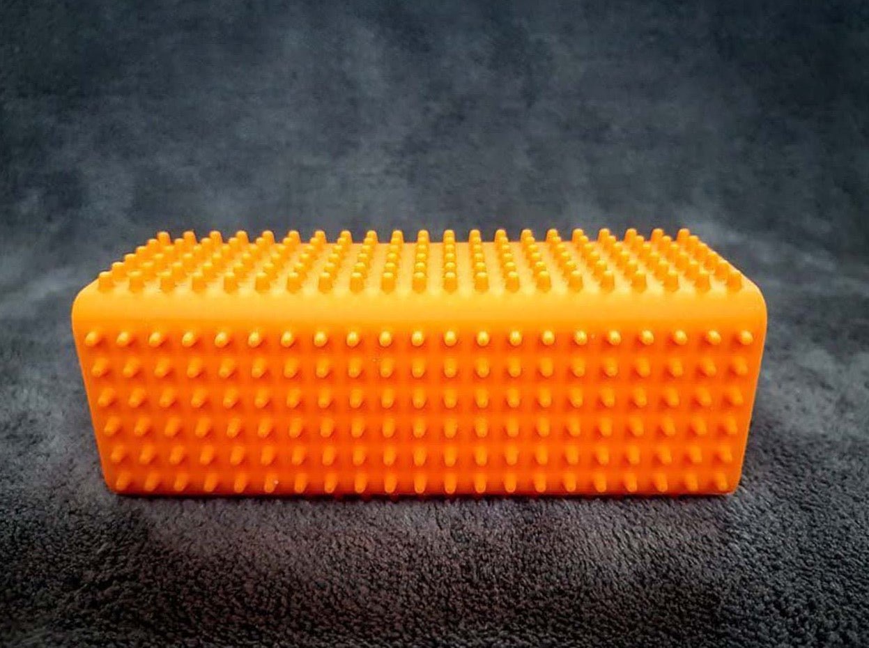 Pet Hair Removal Cube - Horse Cleaning Masters Of Shampoos ™