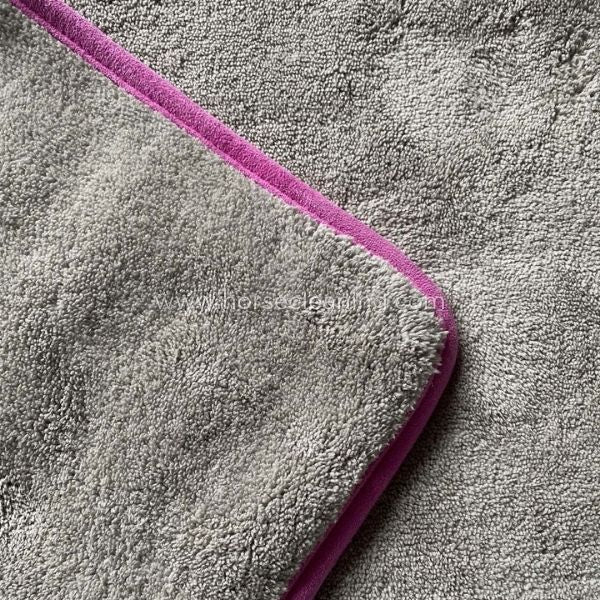 Pink And Grey Microfibre Drying Towel - Horse Cleaning Masters Of Shampoos ™